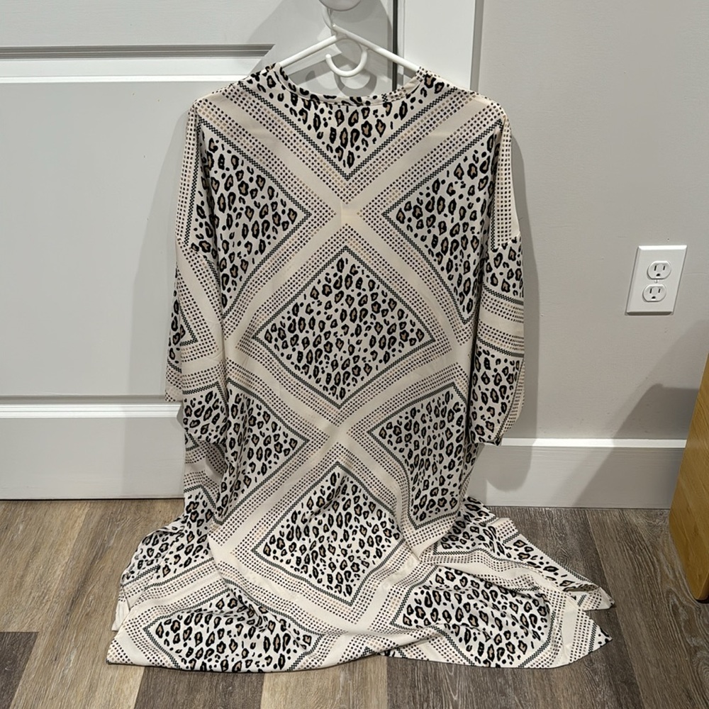 NWT Anthropologie kimono, one size fits all